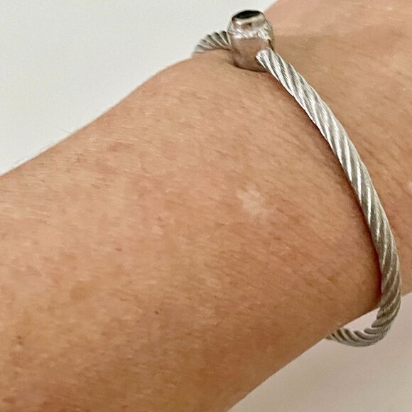 Sterling Silver .925 Faceted Ruby Twisted Cable Bangle Bracelet Size 6-6.5 - Picture 2 of 11